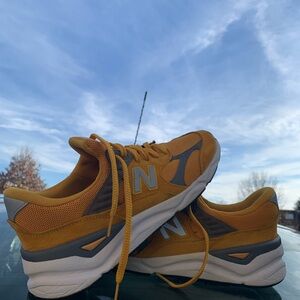 New Balance Men's Mustard and Gray Sneakers